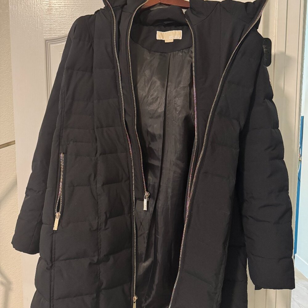 Michael Kors Black Long Puffer Coat with Faux Fur Trim Hood – Size XL